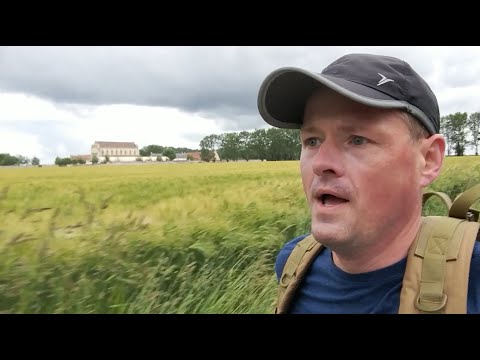 Canada Army Run: Virtual 2021 - Shovel Runner in Normandy 2019