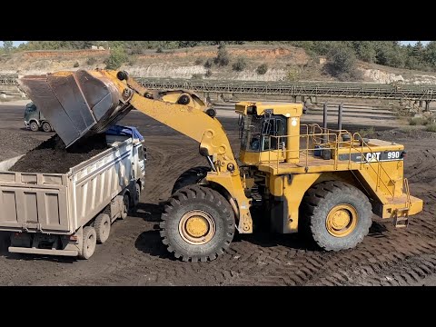 Caterpillar 990 Wheel Loader Loading Mercedes And MAN Trucks With Coal - Ektor Epe