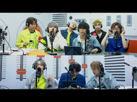 [ENGSUB/VIETSUB TURN ON CC] [Super K-Pop] D-CRUNCH (디크런치)'s Singin' Live "Panorama"