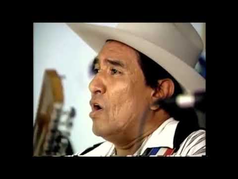 Cornelio Reyna - Me Cai De La Nube (Video Oficial)
