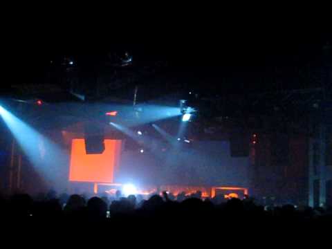 UDOLPH (MALEVO/COCOLICHE) +PAUL RITCH (DRUMCODE/SCI+TEC) @ MAINSTAGE (BUENOS AIRES)
