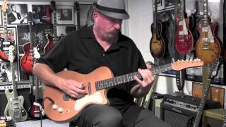 Video thumbnail for 1960s Silvertone (Danelectro) 1417 Guitar Demo by Coolpapabear