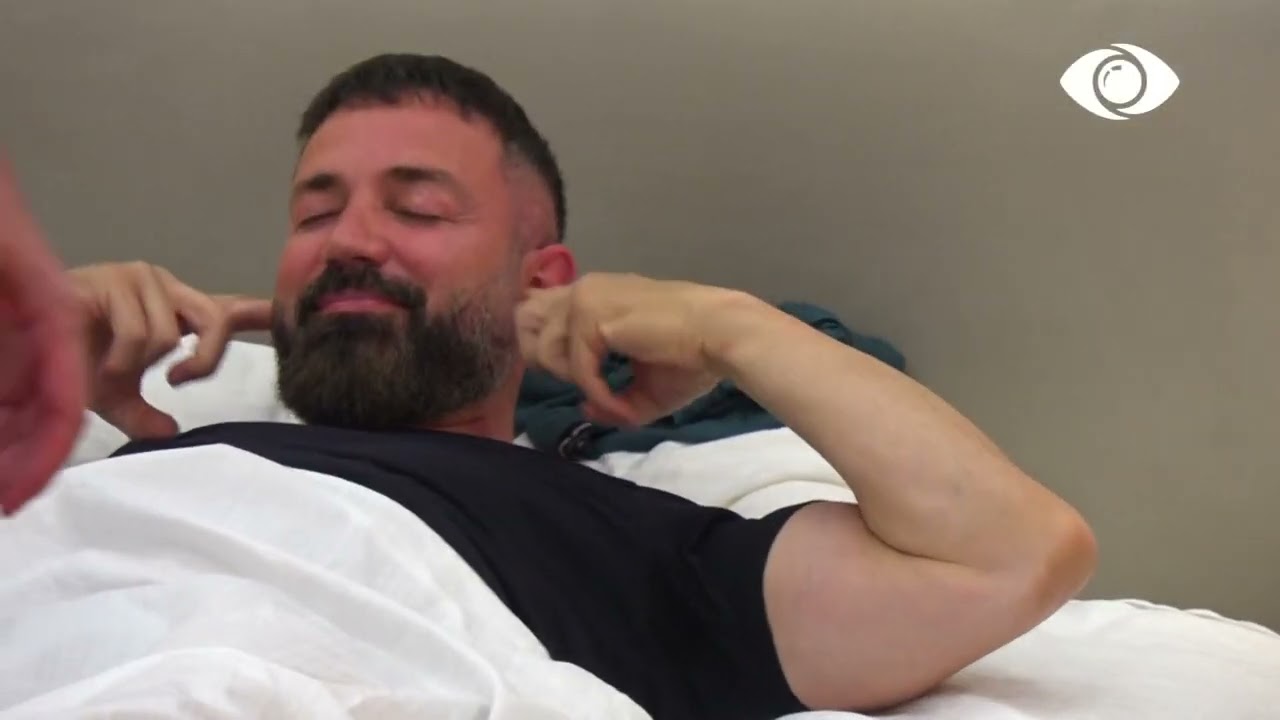 Protestë me tenxhere dhe tiganë në shtëpi