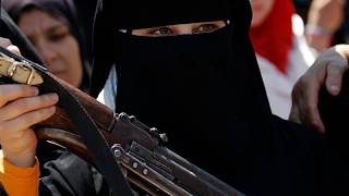 Suriye'nin ilk kadın polisleri yeni akademiden mezun oldu