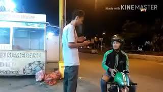 Download lagu Story WA Video lucu OJEK ONLINE mp3