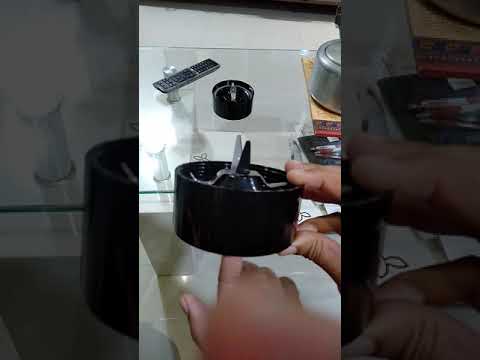 Loose blender attachment