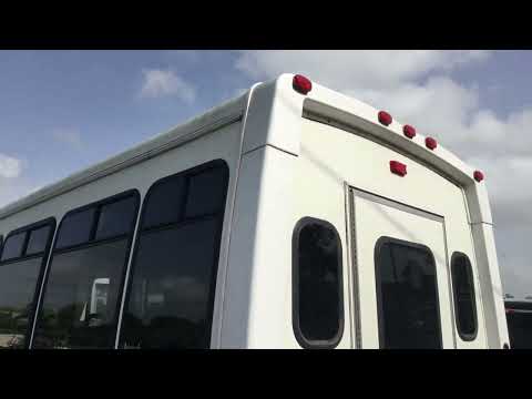 2014 Ford E-450 Elkhart Coach 20 Passenger Bus W/Wheelchair Lift Lot#108