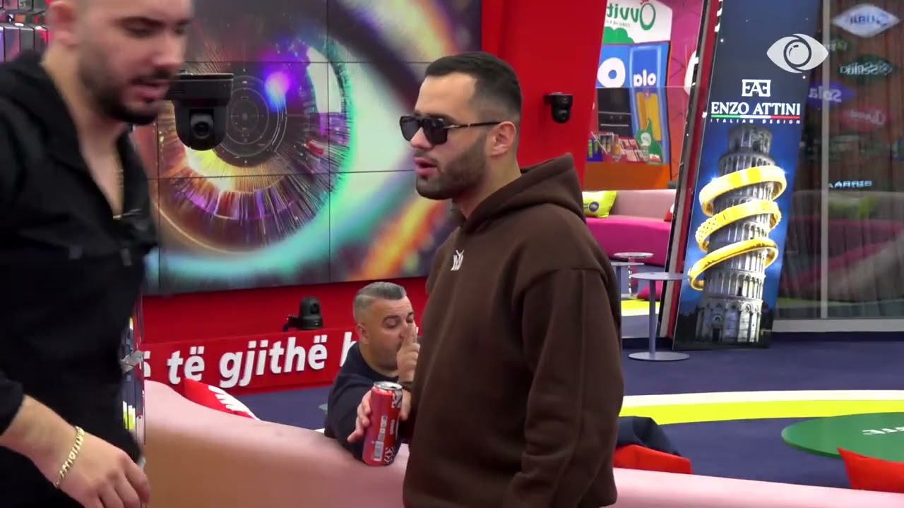 “Kur ke bërë gabime të kam lënë në delirin tënd”/ Keijsi-Stenaldos: Ke probleme me mëllefin, por të ruaj…