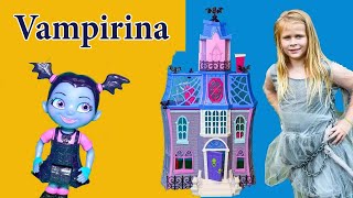 VAMPIRINA  Fangtastic Assistant Scare N Seek with Wiggles in Spooky Hunt