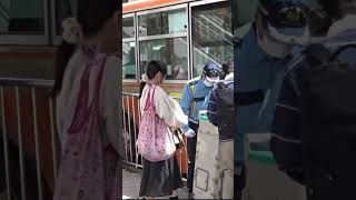 20260524🟧戸塚まつり開催時の江ノ電バス明治学院大学線🚌ICカード専用簡易運賃箱による中ドア乗車対応風景　#江ノ電バス #shorts