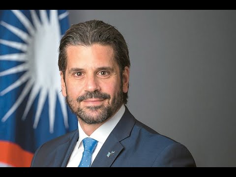 AEINAYTES : Marshall Islands Registry - Th. Xenakoudis