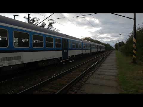 Zpoždění osobní vlak ve stanici Otradovice