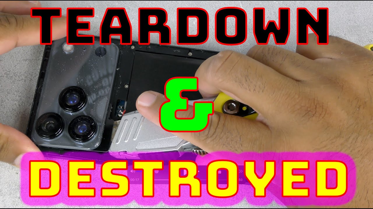 Internal components of the fake iPhone clone