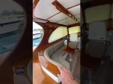 2007 Hinckley Talaria 40 BATEAU RELAXO Video