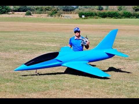 PIROTTI REBEL PRO 2.6 MTR - KINGTECH K 180 - PAUL "CAPPUCCINO" AT SOUTHERN HEADCORN RC - 2016