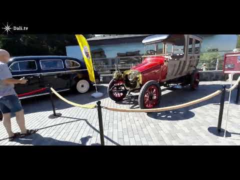 Timo Maas ft Brian Molko - First Day