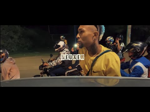 Deuxer - Calico Es Colico (Official Video) Whoopty Spanish Version