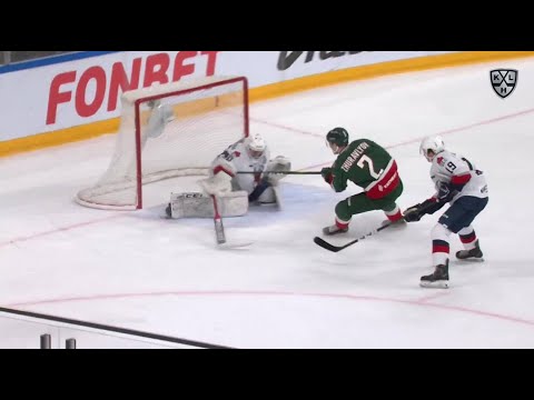 Zhuravlyov scores on breakaway