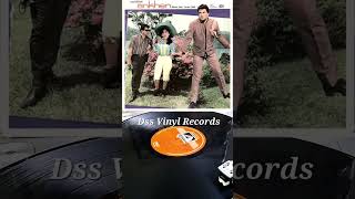 Download lagu Ankhen 1968-- Gairon Pe Karam--Lata Mangeshkar--Ravi mp3
