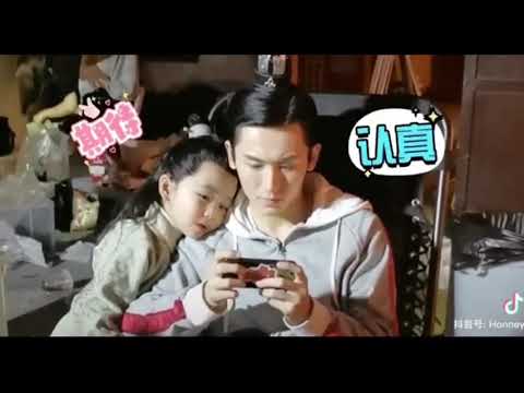 The blooms at ruyi pavilion [鞠静怡💙张哲涵] Zhang Zhe Han - Ju Jing Yii