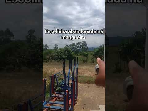 escola abandonada na região da mangueira em ortigueira PR