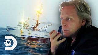 What Happens When EVERYTHING Breaks Down At Sea! | Biggest Mechanical Failures | Deadliest Catch MQDEFAULT Thumbnail