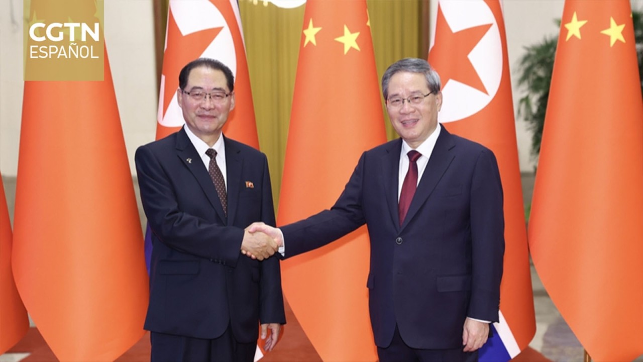 El primer ministro Li Qiang sostiene conversaciones en Beijing con el premier de