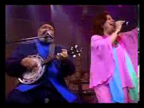 Jorge Aragão, Beth Carvalho - Coisinha do Pai, Vou Festejar