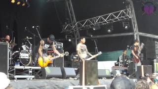 MxPx - First Day of the Rest of Our Lives (HD-Directo-Resurrection 2012) (www.todopunk.com)