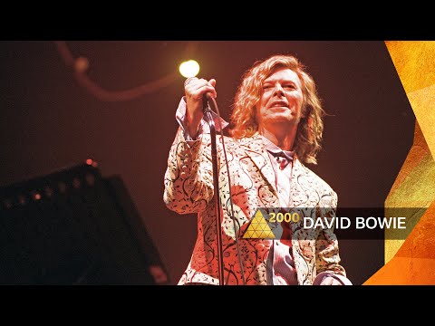 David Bowie - Life on Mars (Glastonbury 2000)