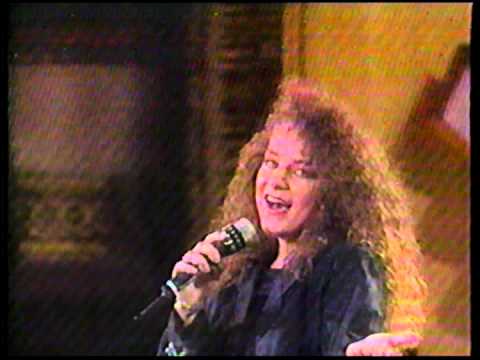 Y SE QUE VAS A LLORAR - IMELDA - PARTICIPANTE DEL FESTIVAL OTI-89