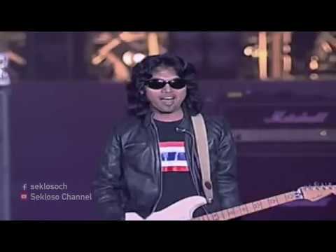 ฉันหรือเธอ(ที่เปลี่ยนไป) - เสก โลโซ (คอนเสิร์ต "M-150 สุดชีวิตคนไทย") のサムネイル