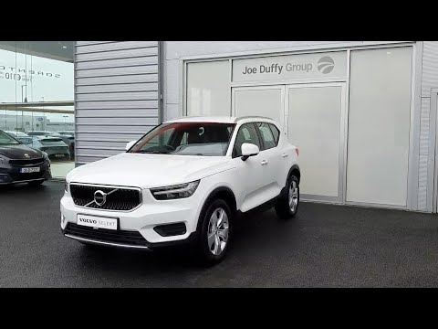 191D33682 - 2019 Volvo XC40 T3 MOMENTUM 5DR 34,900