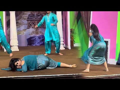 DOODH PEE KE BURI MAJH DA Naseebo Lal - Huma ali New Best Dance mujra 2024