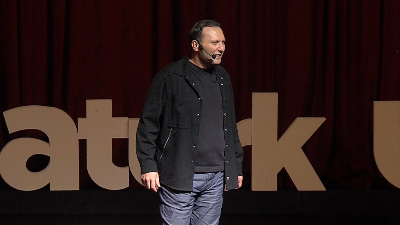 Dijital Dünyada Uluslararası Ticaret | Mehmet ÇANKAYA | TEDxAtaturk University