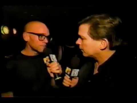R.E.M. 1998/11/07 - MTV News, MTV, USA [News feature surrounding the 'Free Tibet' documentary film]