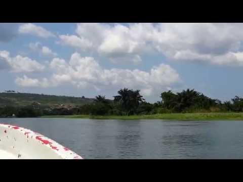Ghana Volta River (Atimpoku)2014-11-01