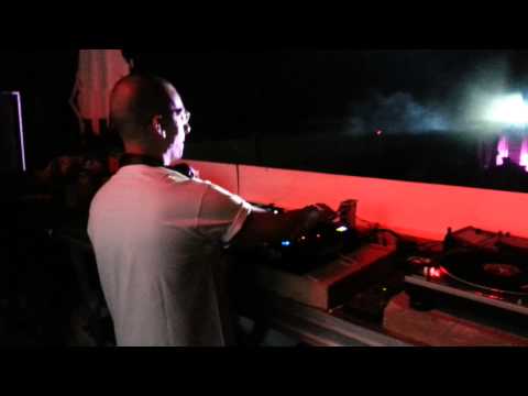 Flavio Folco live at "Carre'funk" Summer Party (France)