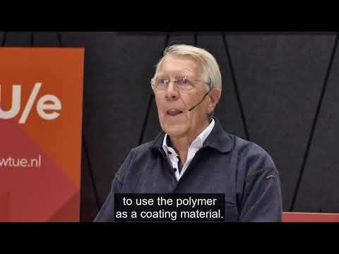 Liquid Cristals: from flat screens to soft robotics | Stories of Change