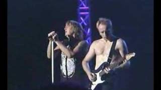 Def Leppard - 08 - Long Long Way To Go(electric) (live 2003)