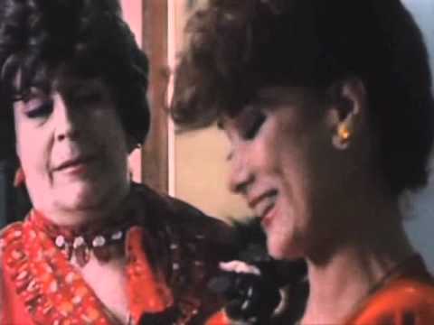 Matilde Musicardi (Andrea Tenuta-Esperando la Carroza) #cine #esperandolacarroza #peliculaargentina