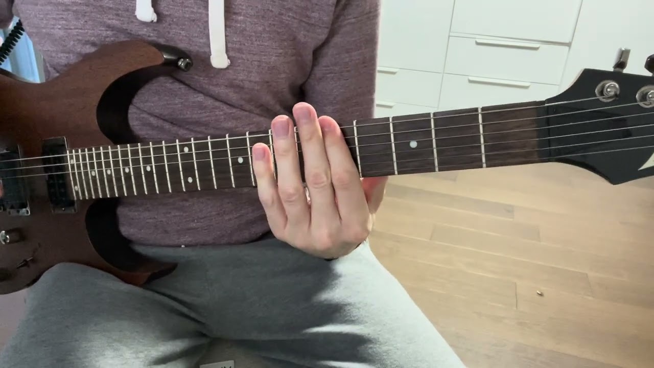 Roberto Barlocci playing the Pins And Needles main riff by Billy Talent on electric guitar