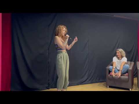 Gabi Porto (Brazilian Anna) sings " For the first time in forever" 9 years later [Live - 2022]