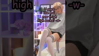 Download lagu The only thigh high socks u need. mp3