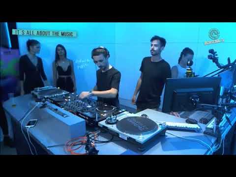 LEON plays Off Key - BUBBLE GUM [NONSTOP] live at IBIZA GLOBAL RADIO