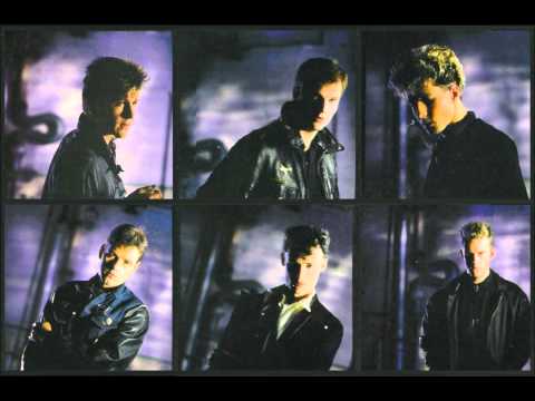 Strange Girl - Roaring Boys