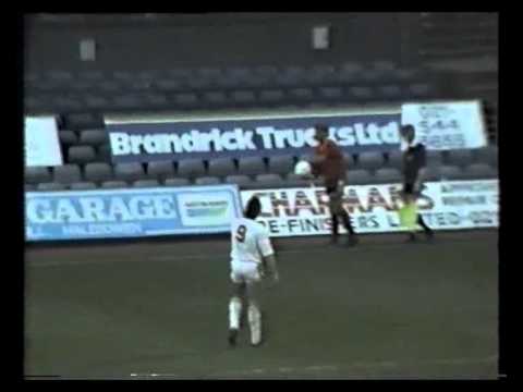 VS Rugby 1-0 Bromsgrove Rovers - BSC Final - April 1988 (Part 2/9)