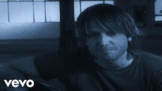 Keith Urban - Everybody (Official Music Video)