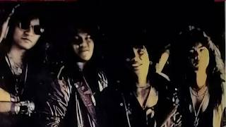 Download lagu WINGS - Bayang Misteri (JS Kevin / Adit OB) (Musica Studios) (1991) ORIGINAL HQ  mp3