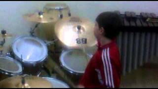 IVAN TOCANDO BATERIA TAFALLA